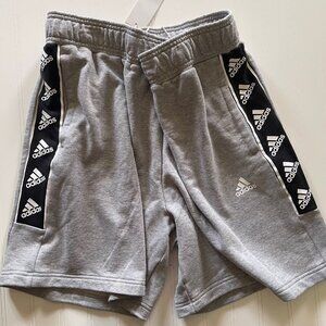 Adidas Men's XL Trefoil Side Stripe Heather Grey Sweat Shorts Pockets NWT A1